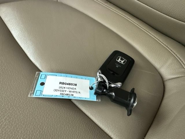 Used 2024 Honda Odyssey EX-L image 34