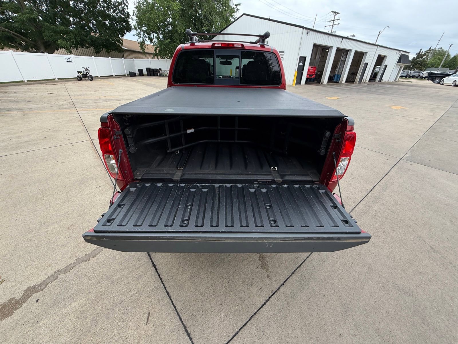 Used 2016 Nissan Frontier PRO-4X w/ Pro-4x Luxury Package AWD/4WD image 33