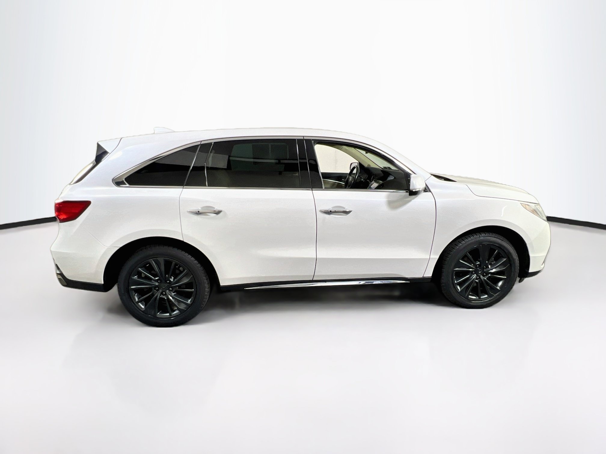 Used 2020 Acura MDX w/ Technology Package AWD/4WD image 4