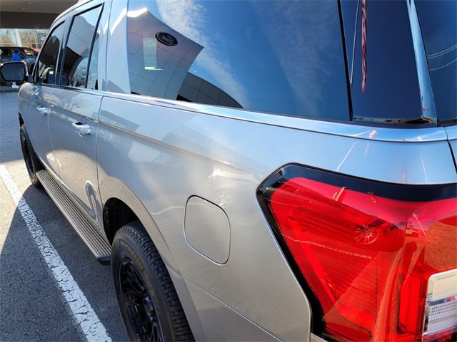 Certified 2024 Ford Expedition Max XLT image 6