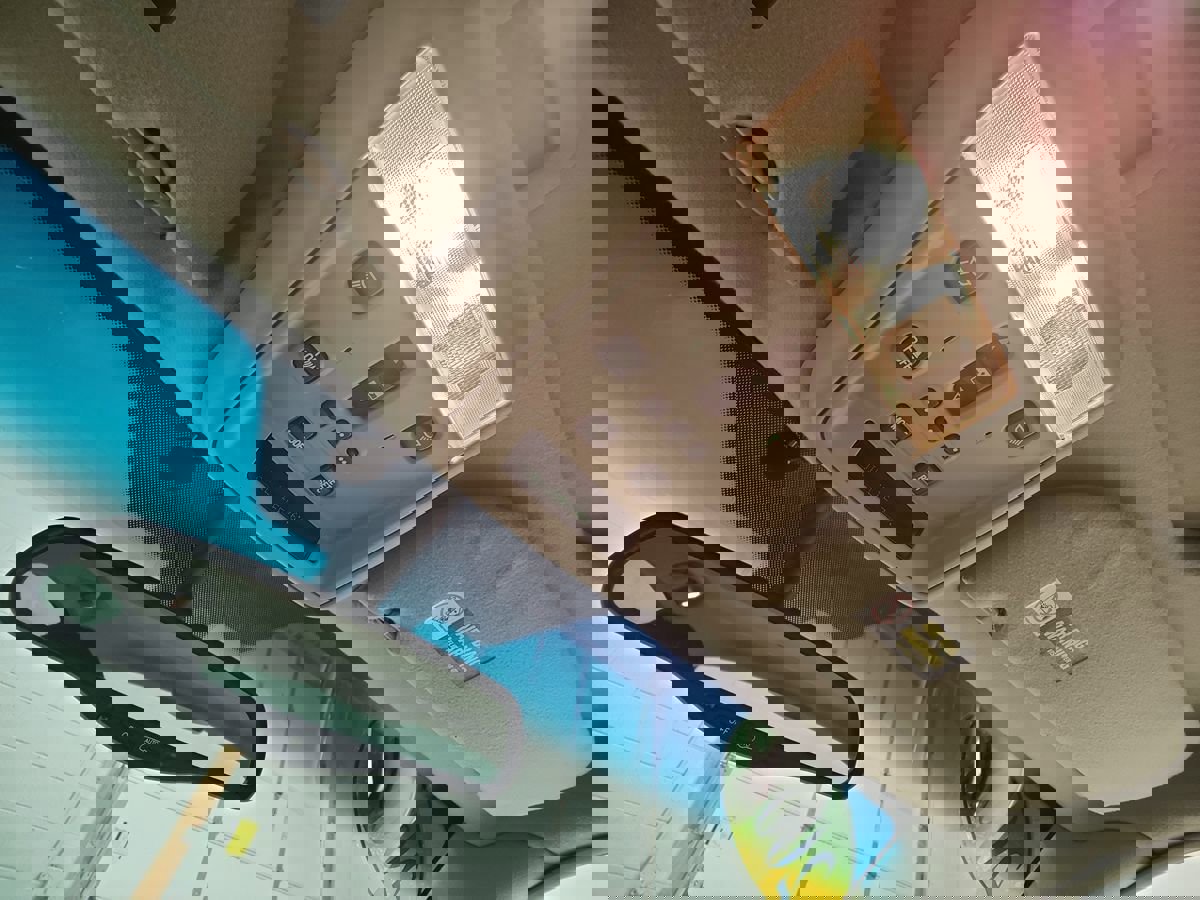 Used 2004 Lincoln Town Car Ultimate image 29