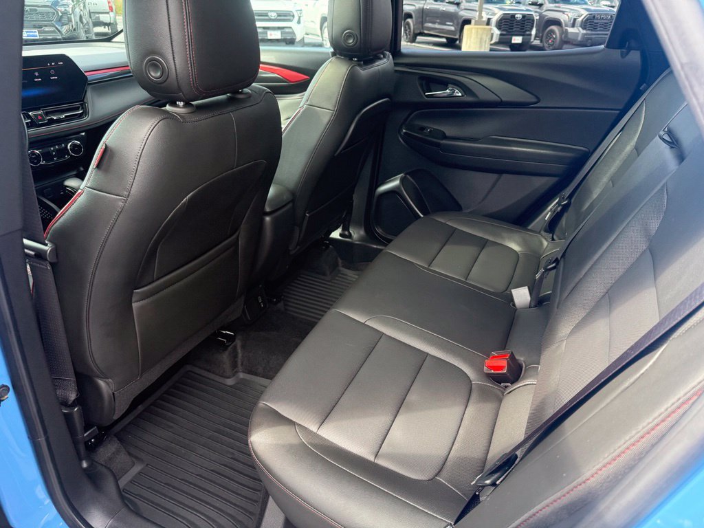 Used 2024 Chevrolet TrailBlazer RS w/ Convenience Package AWD/4WD image 16