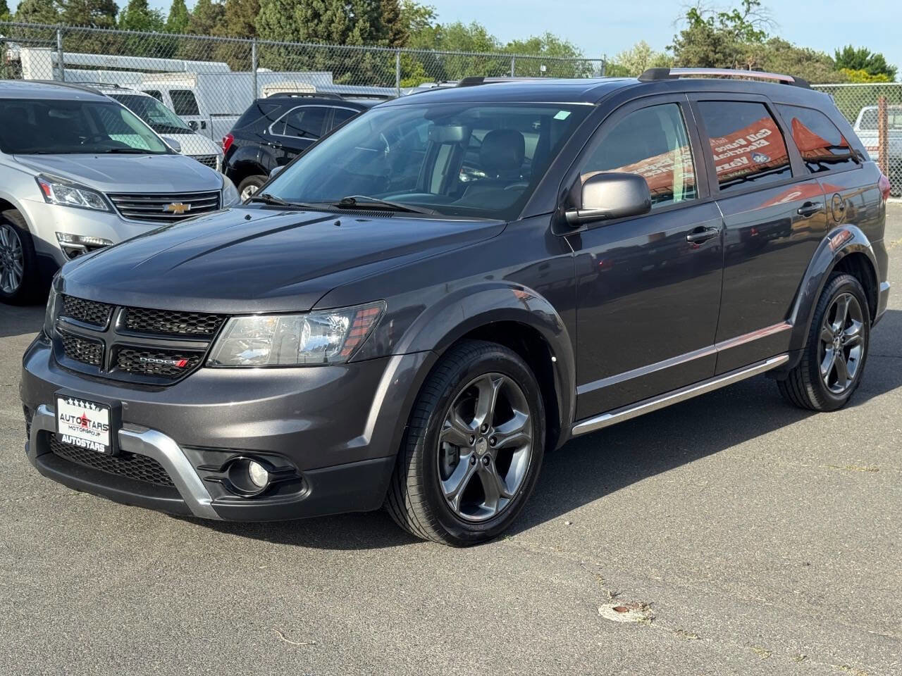 Used 2015 Dodge Journey Crossroad w/ Flexible Seating Group AWD/4WD image 1