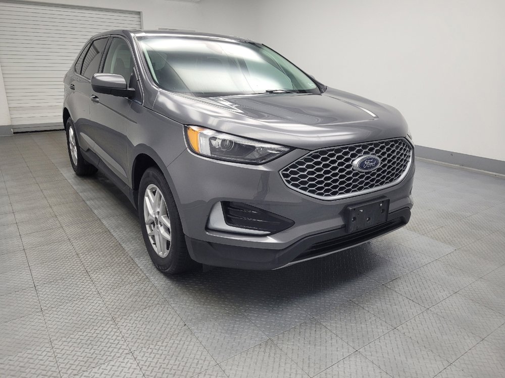 Used 2023 Ford Edge SEL image 13