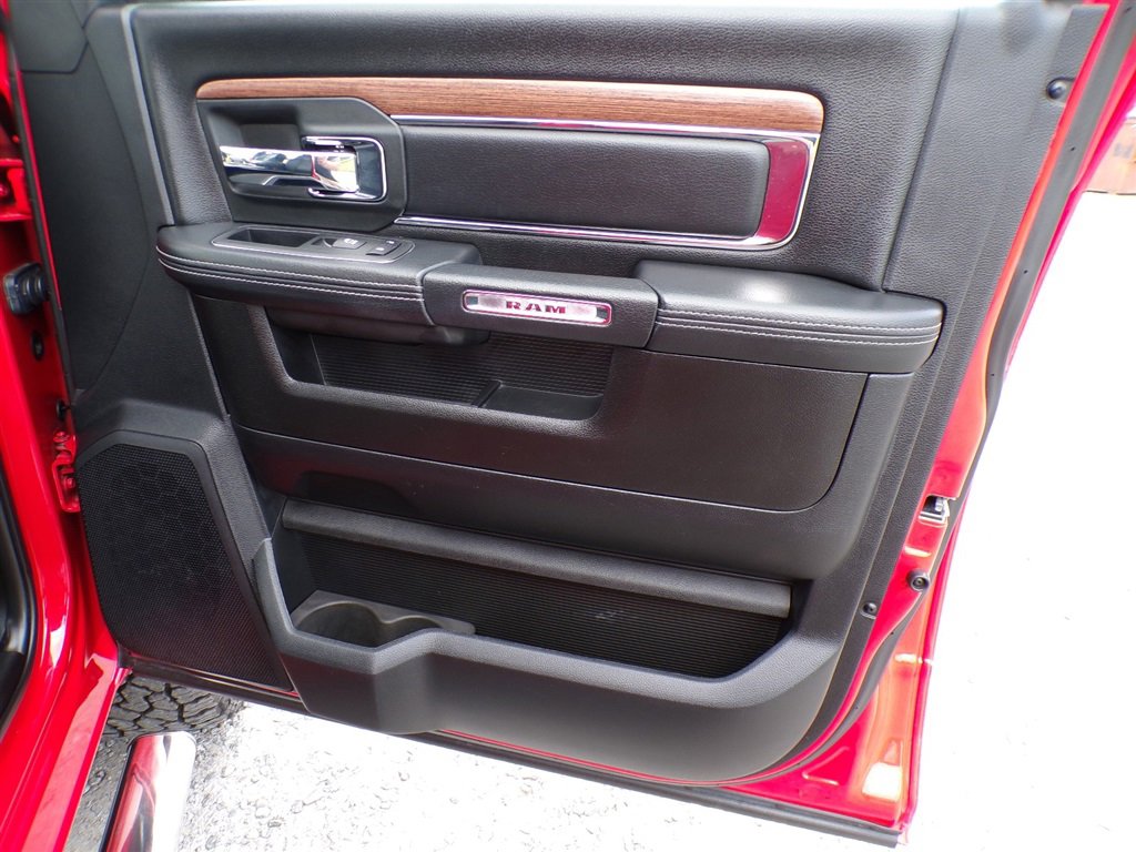 Used 2018 RAM 2500 Laramie w/ Off Road Package image 29