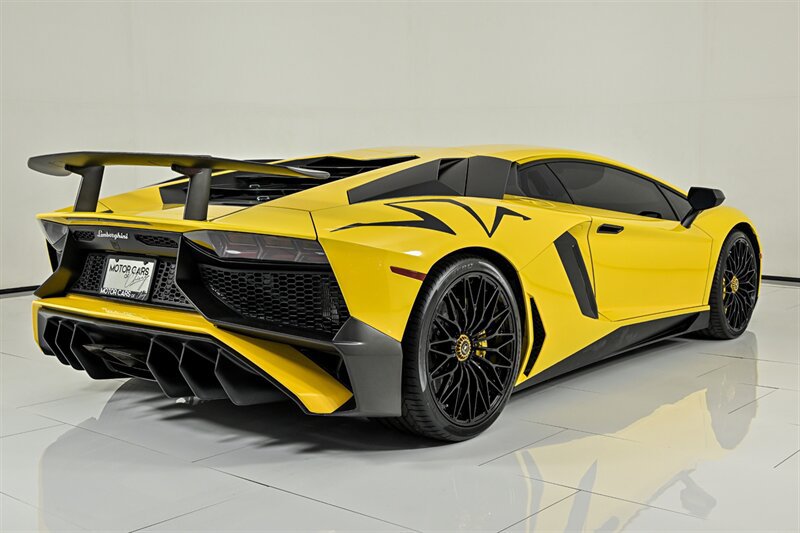 Used 2017 Lamborghini Aventador LP 750-4 Superveloce AWD/4WD image 51
