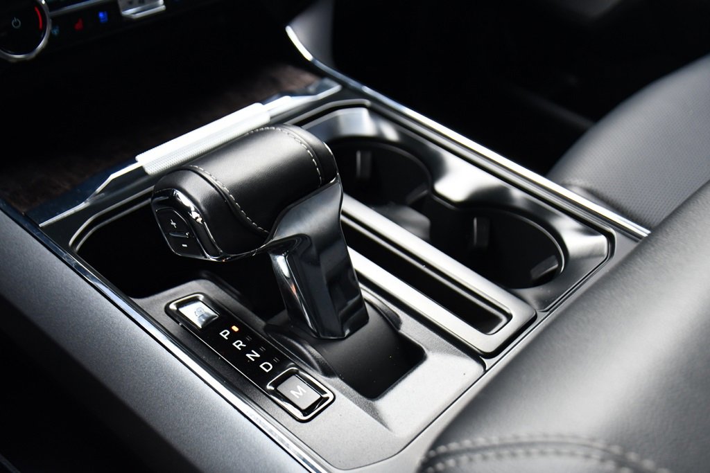 Used 2023 Ford F150 Lariat w/ Equipment Group 502A High image 32