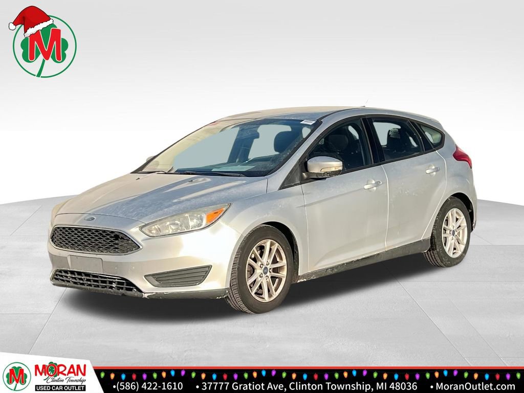 Used 2015 Ford Focus SE image 1
