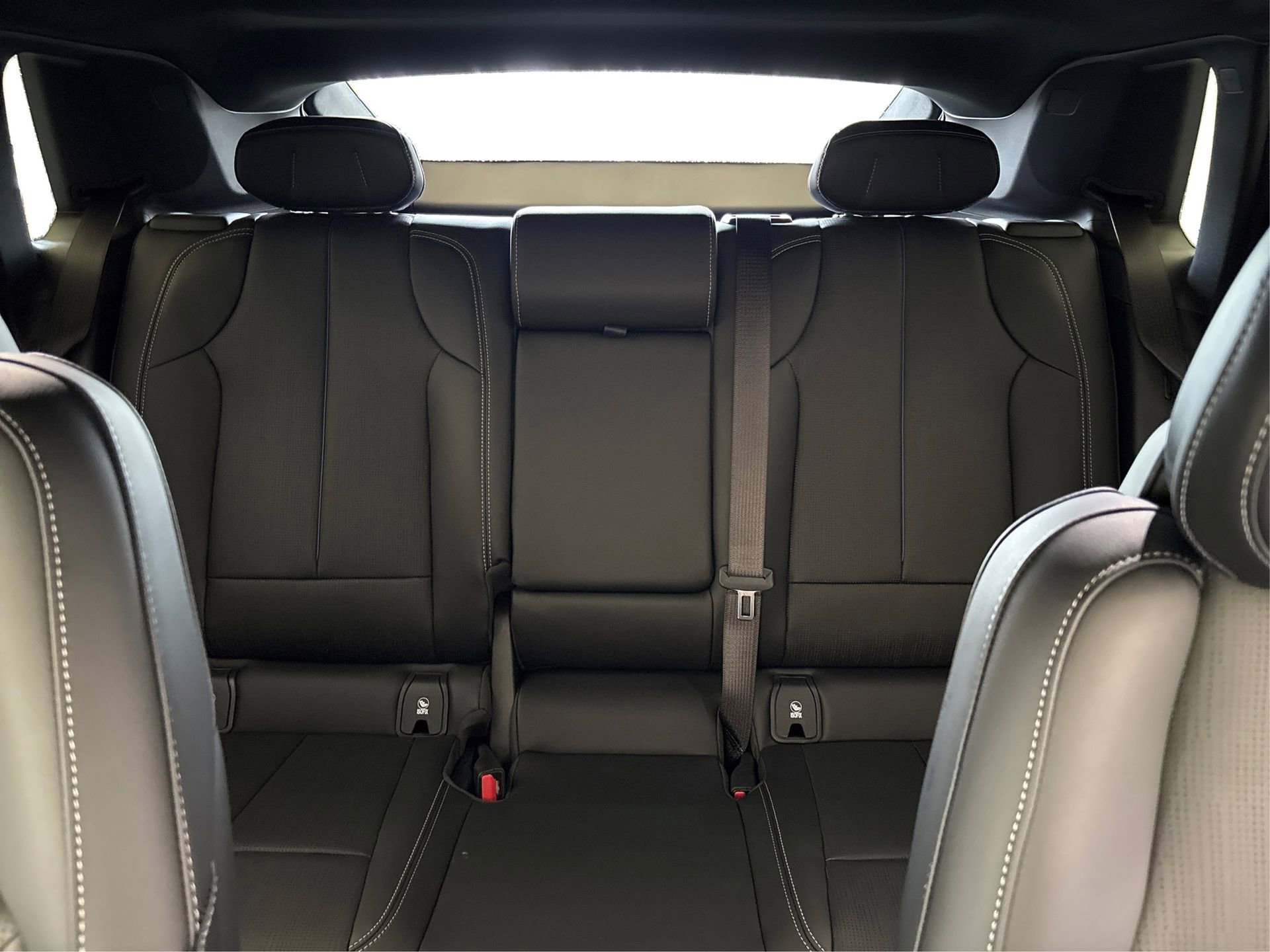 New 2026 Cadillac Lyriq Sport w/ LPO, ONYX Package RWD image 17