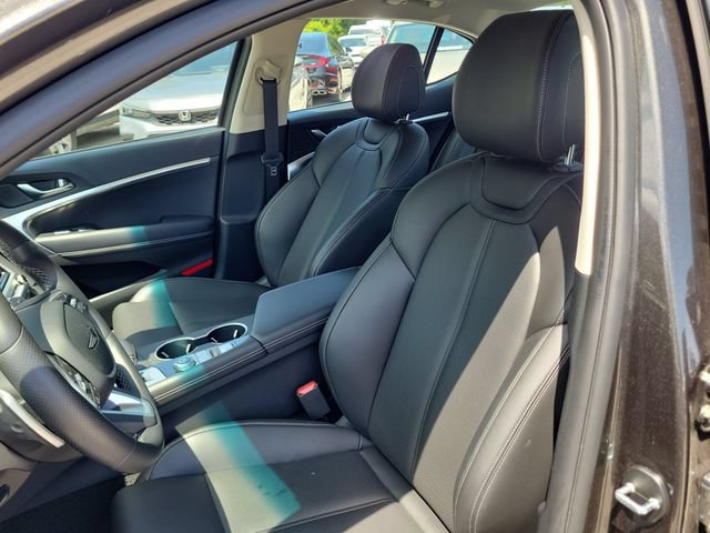 Used 2026 Genesis G70 2.5T RWD image 17