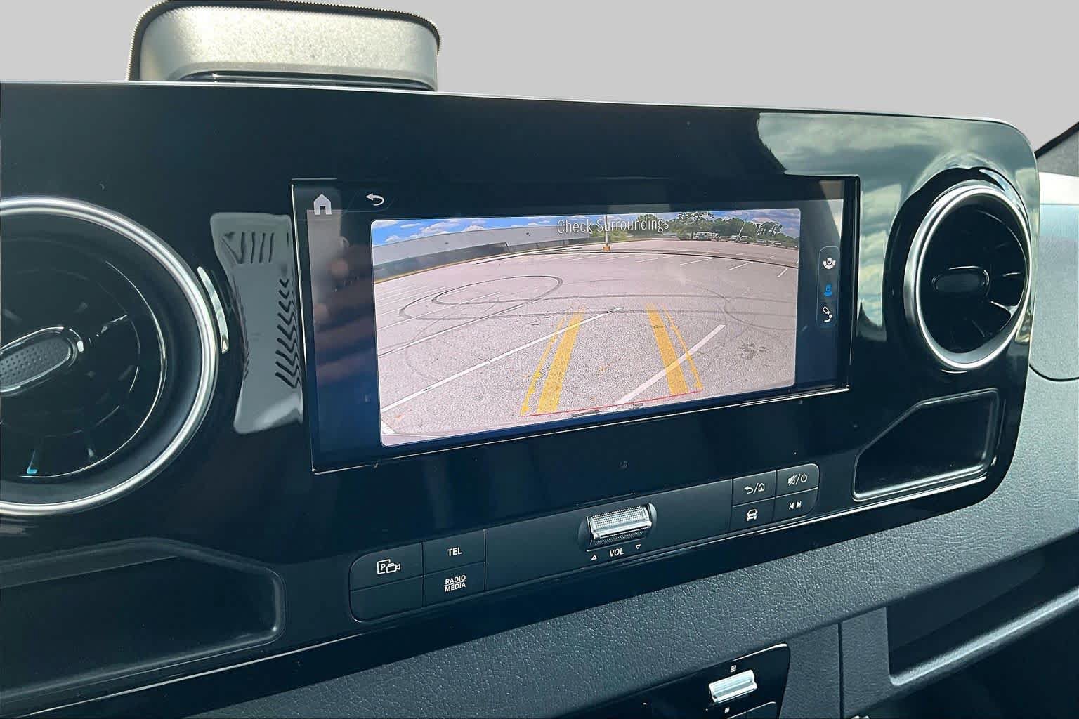 Used 2025 Mercedes-Benz Sprinter 2500 image 46