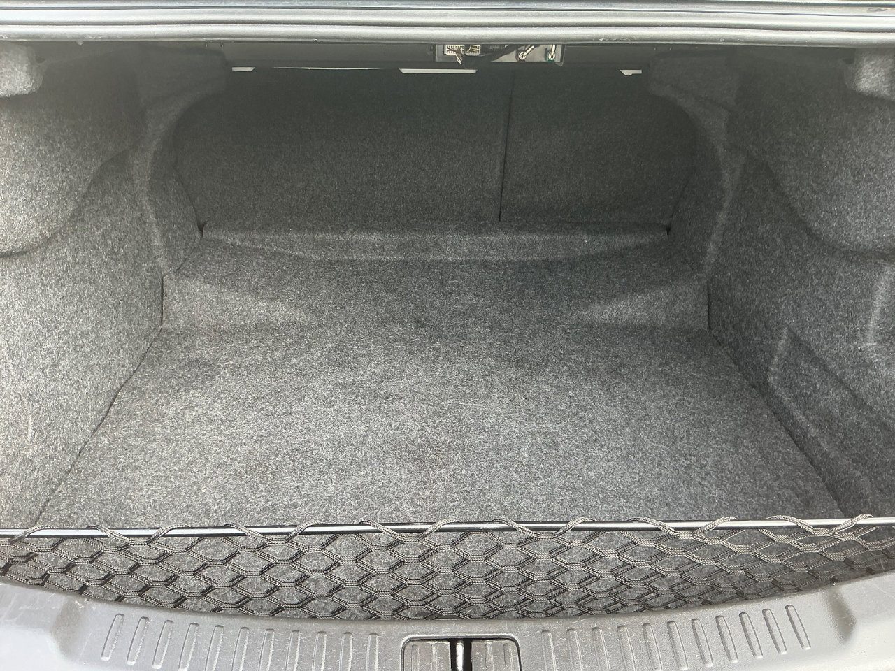 Used 2015 Chevrolet Malibu LT w/ Power Convenience Package image 12