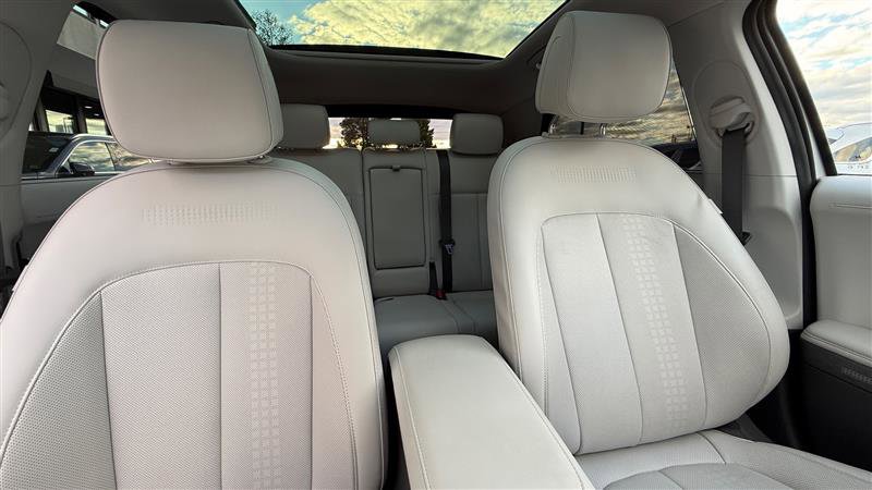 Used 2024 Hyundai Ioniq 5 Limited image 26