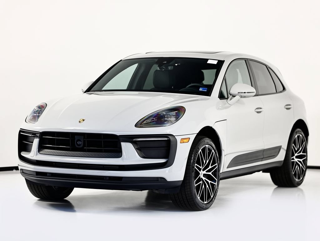 New 2026 Porsche Macan AWD/4WD image 1