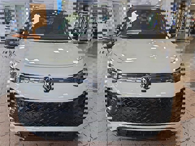 New 2026 Volkswagen Tiguan SE R-Line image 2