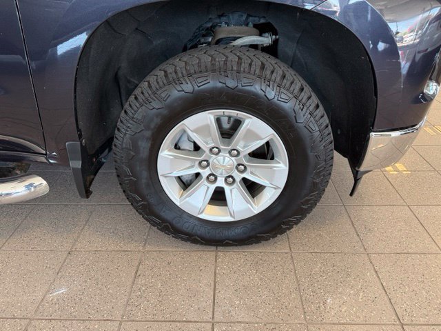 Used 2022 Chevrolet Silverado 1500 LT w/ Protection Package AWD/4WD image 12