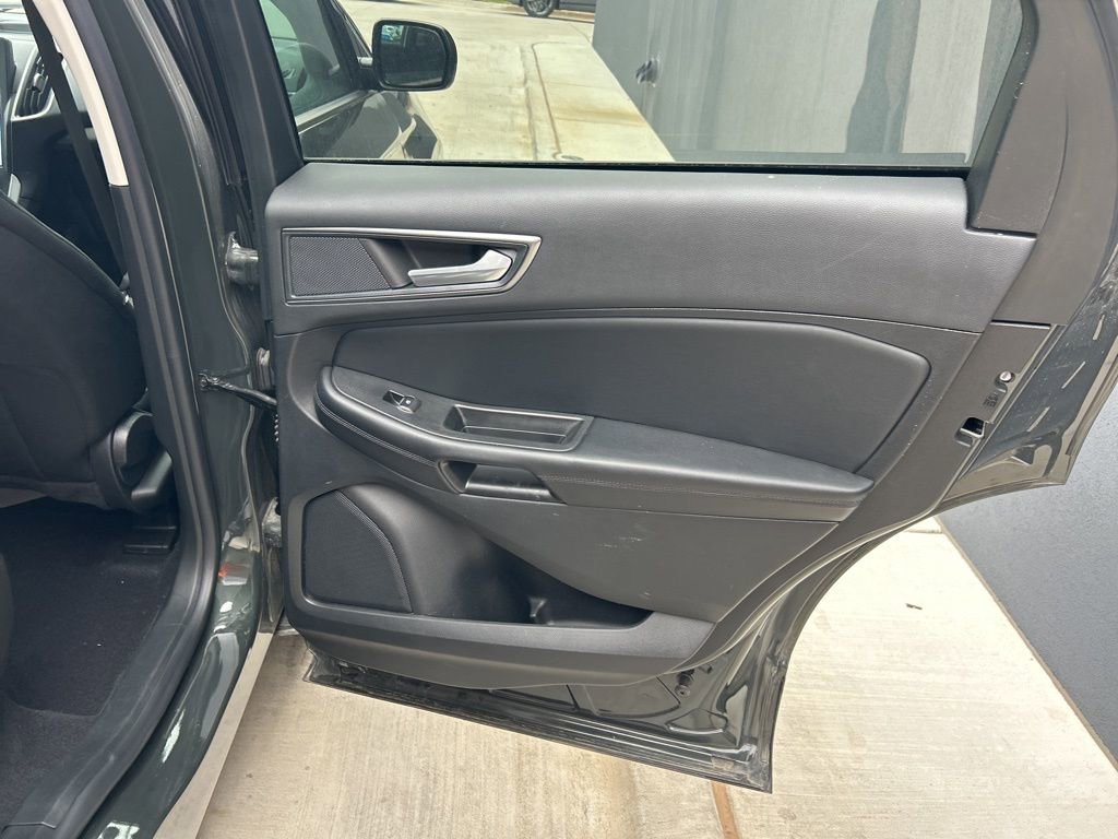 Used 2024 Ford Edge SE AWD/4WD image 14