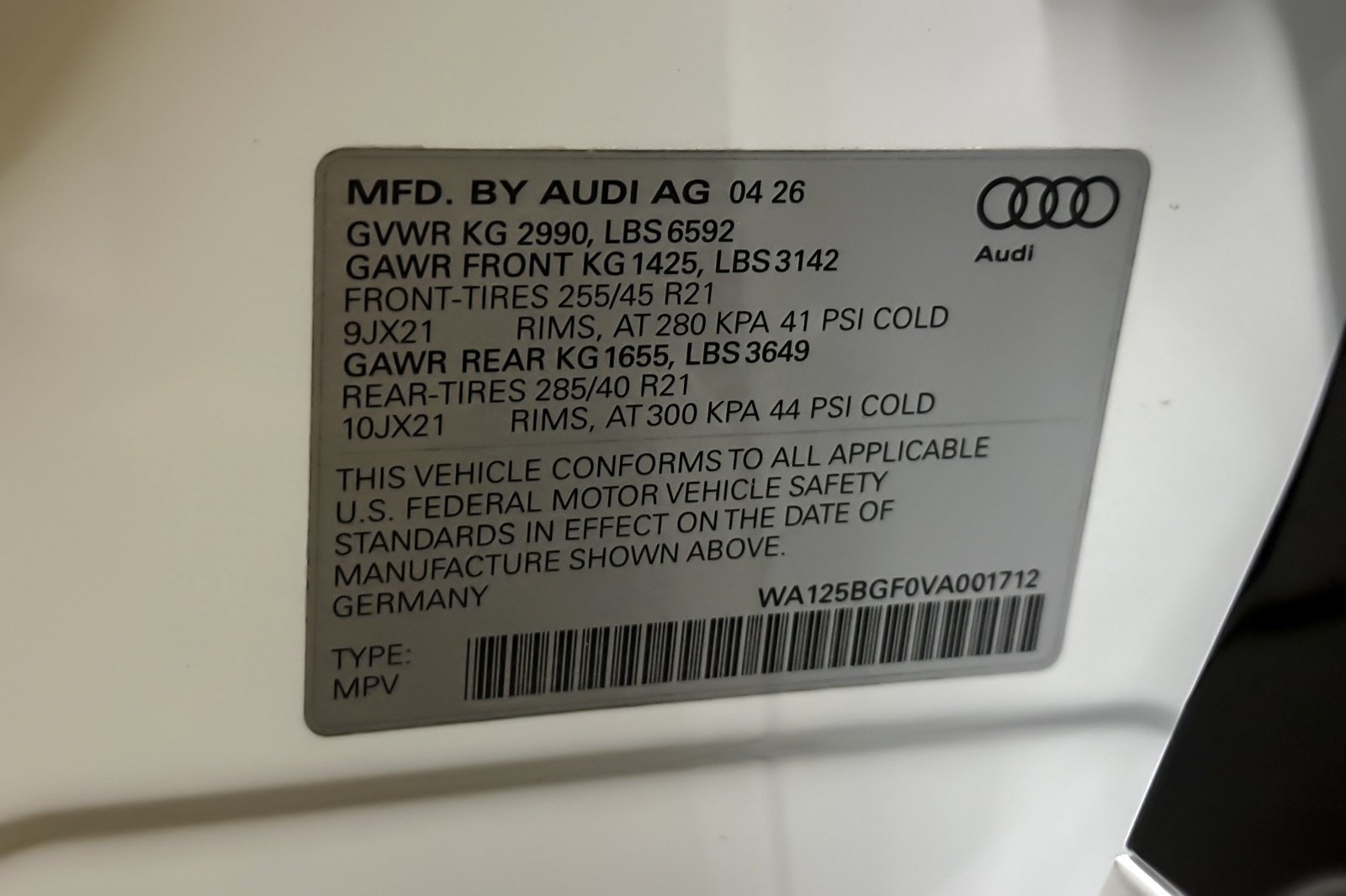 New 2027 Audi SQ6 e-tron Premium Plus AWD/4WD image 25