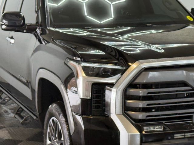 Used 2022 Toyota Tundra Limited image 2