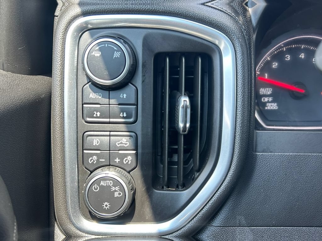 Used 2019 Chevrolet Silverado 1500 RST w/ All-Star Edition AWD/4WD image 28