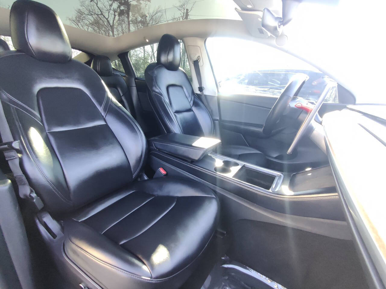 Used 2021 Tesla Model Y Performance AWD/4WD image 9