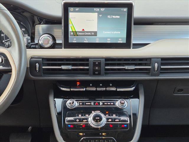 Used 2021 Lincoln Corsair FWD w/ Convenience Package image 15