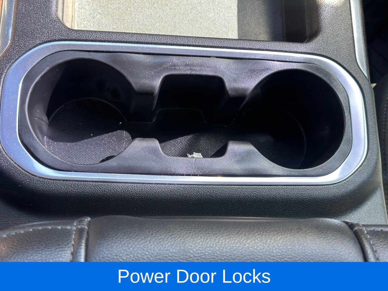 Used 2020 Chevrolet Silverado 1500 RST w/ Texas Edition image 34