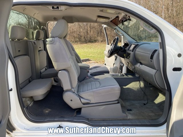 Used 2013 Nissan Frontier S image 13