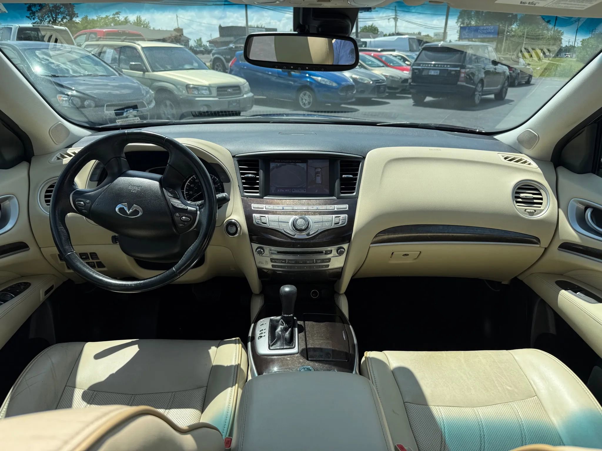 Used 2015 INFINITI QX60 AWD w/ Premium Plus Package image 39