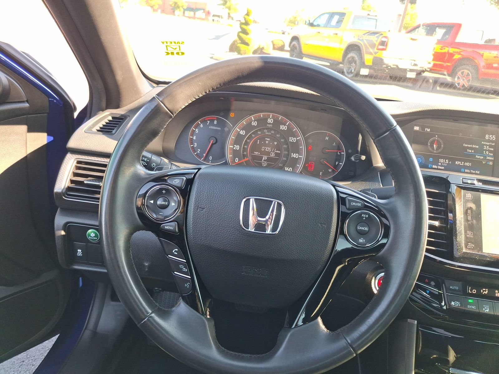 Used 2017 Honda Accord EX-L image 10