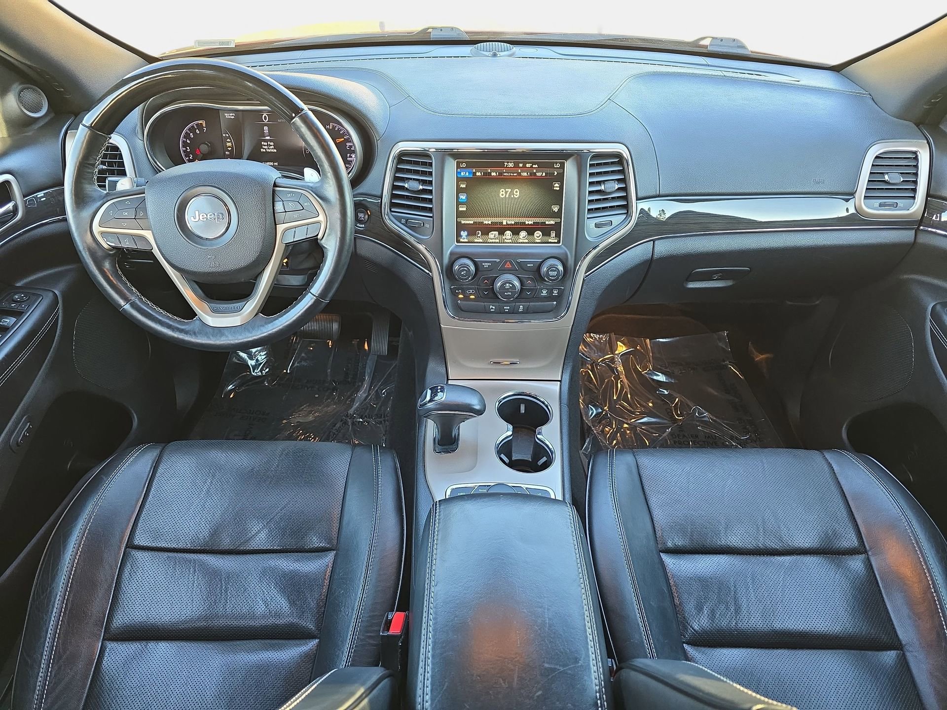 Used 2015 Jeep Grand Cherokee Overland AWD/4WD image 9