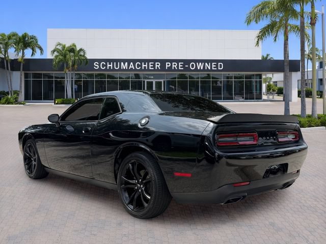 Used 2018 Dodge Challenger R/T w/ Blacktop Package RWD image 5