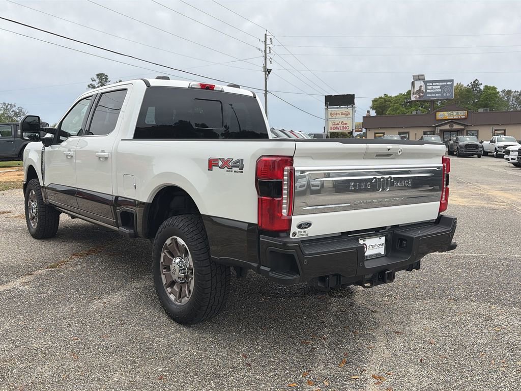 Used 2025 Ford F250 King Ranch w/ FX4 Off-Road Package image 7