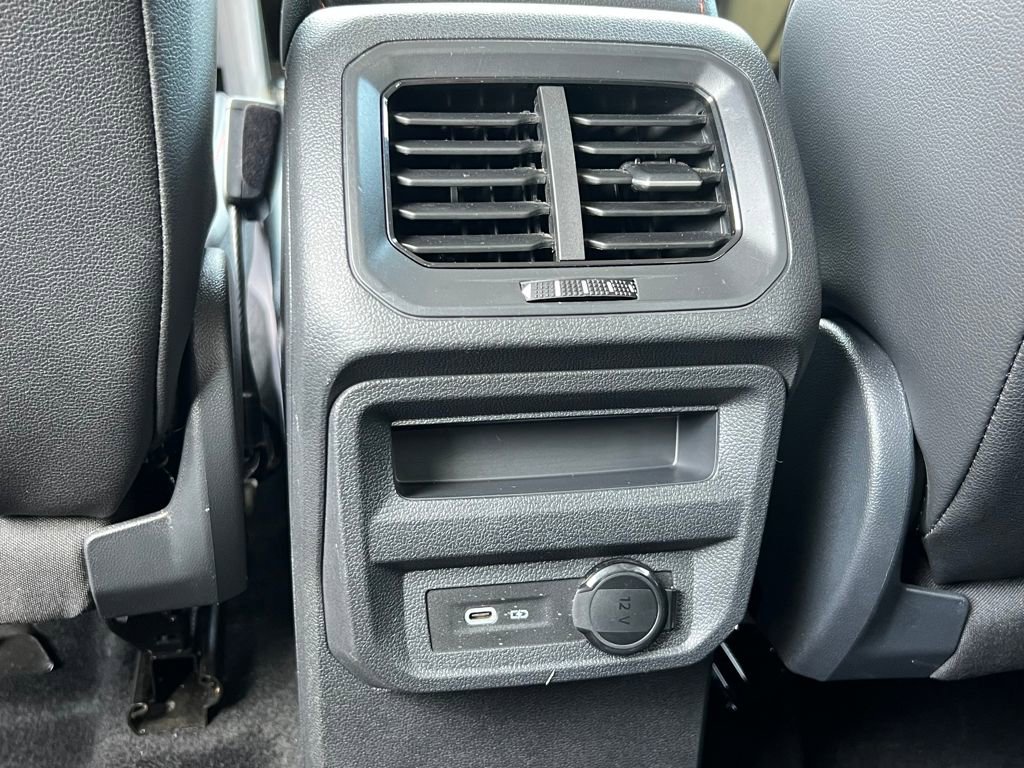 Used 2024 Volkswagen Tiguan Wolfsburg Edition image 12