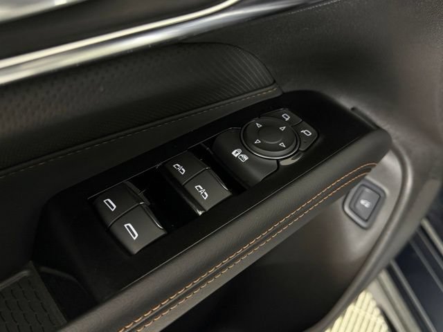Used 2026 Cadillac CT4 V RWD image 32