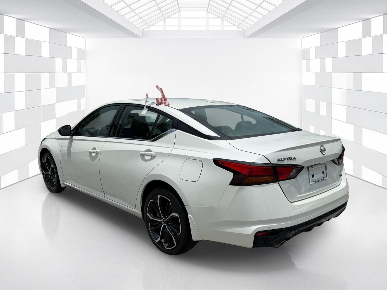 Certified 2024 Nissan Altima 2.5 SR AWD/4WD image 5