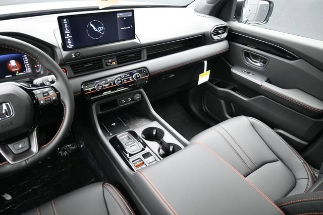 New 2026 Honda Pilot TrailSport image 10