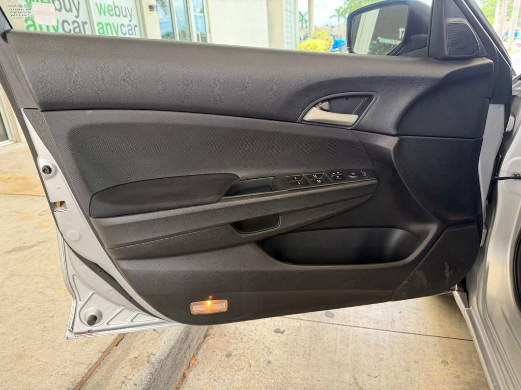 Used 2012 Honda Accord SE image 30