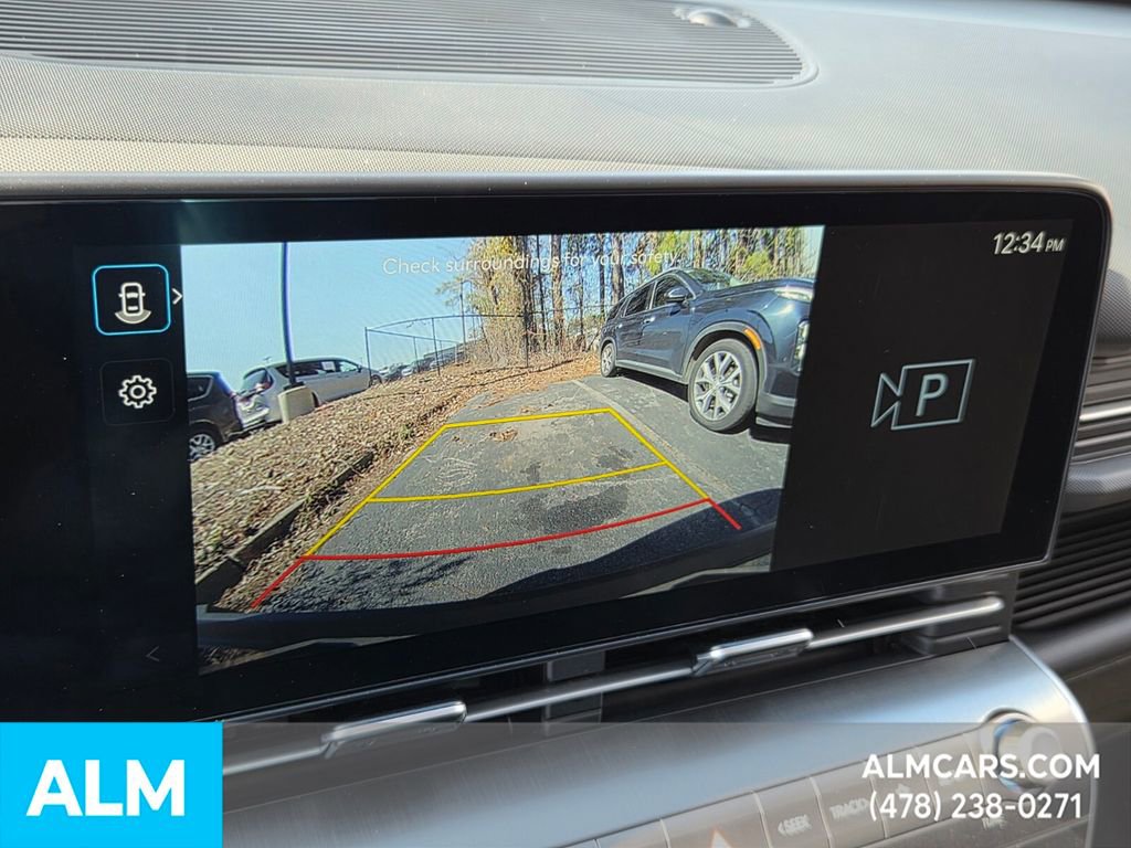 Used 2025 Hyundai Kona SE image 18