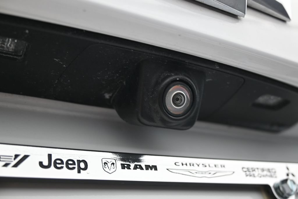 Used 2022 Chevrolet Blazer LT FWD image 34