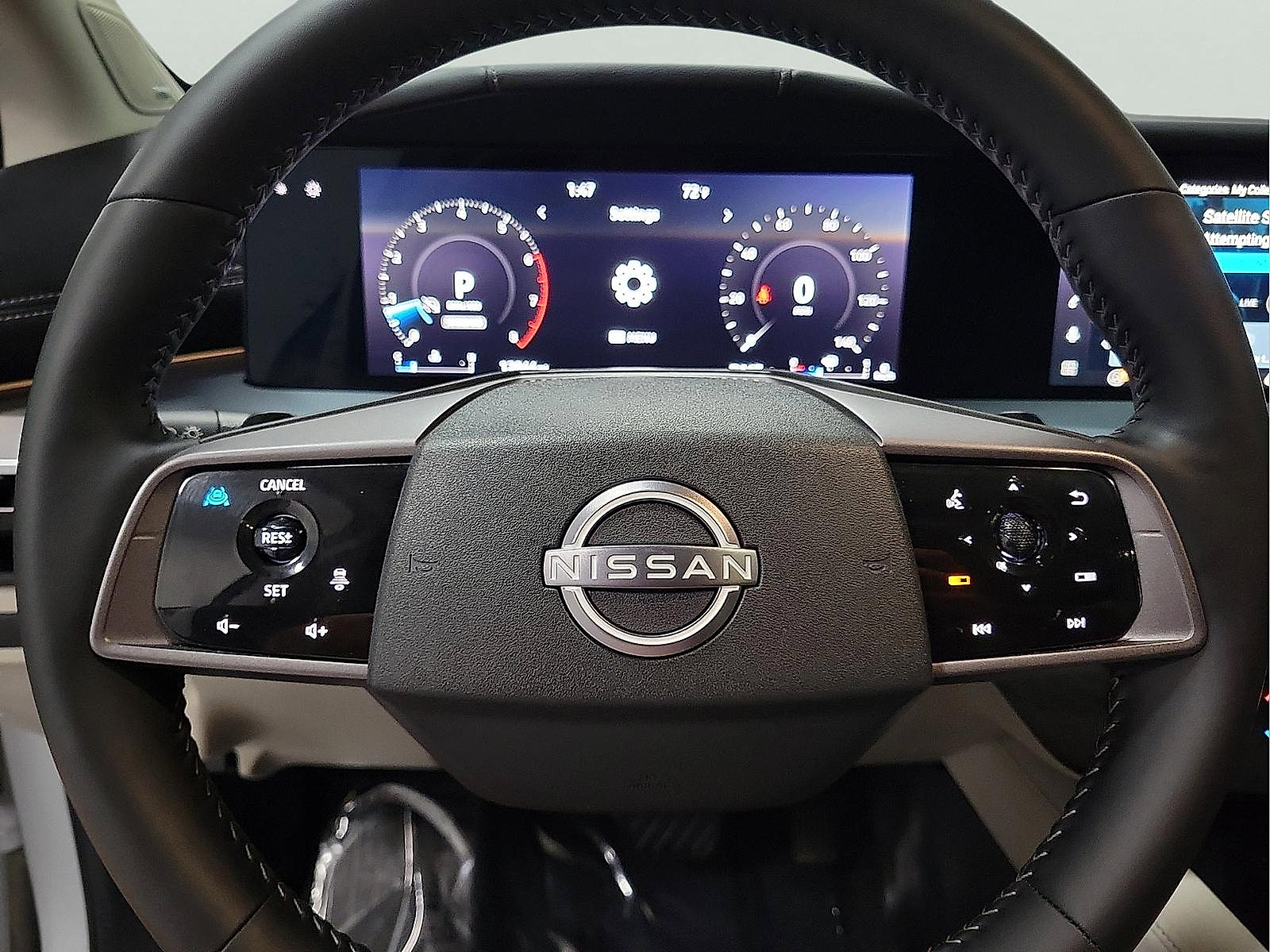 Used 2025 Nissan Murano SL AWD/4WD image 19