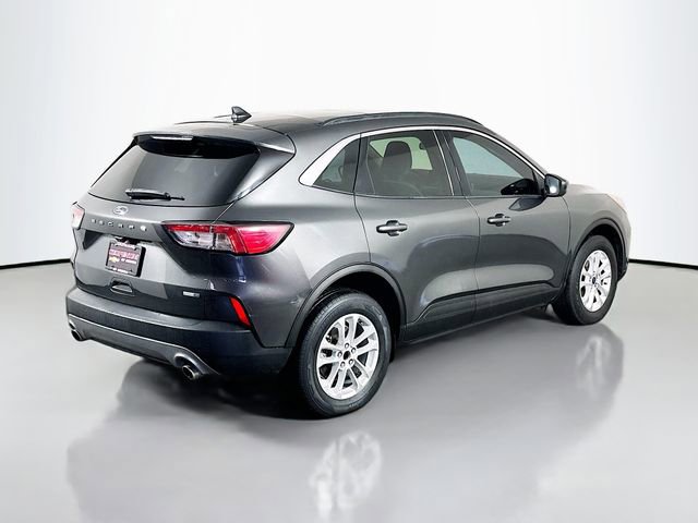 Used 2020 Ford Escape SE image 6