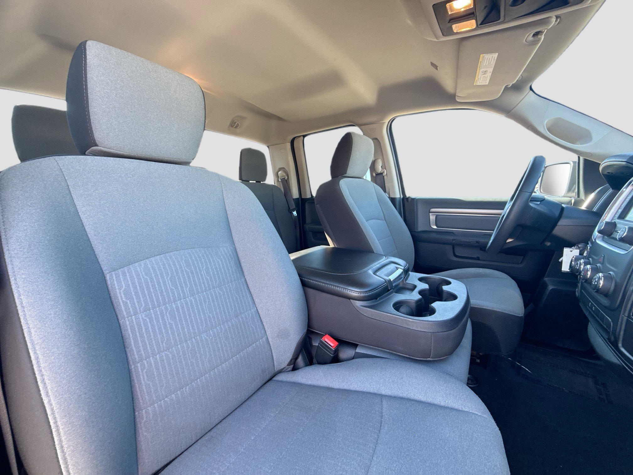 Used 2024 RAM 1500 Classic SLT image 14