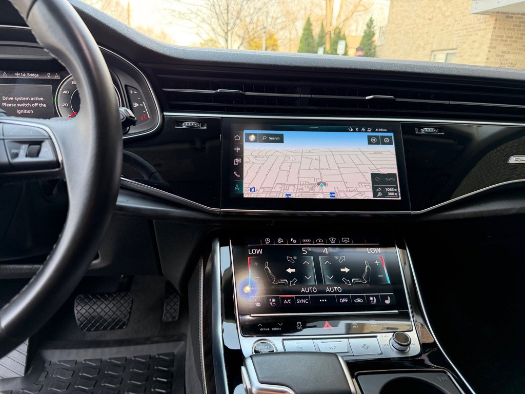 Used 2023 Audi Q8 Prestige AWD/4WD image 13