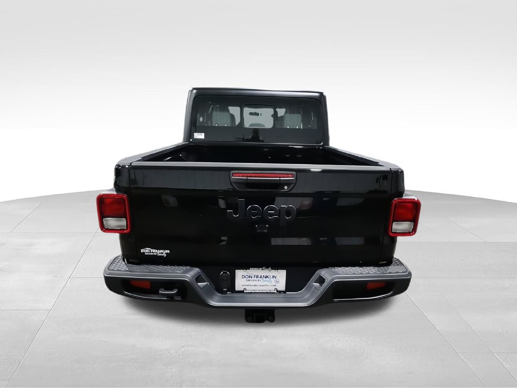 New 2026 Jeep Gladiator Sport AWD/4WD image 7