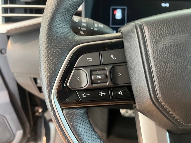 Used 2023 Toyota Sequoia Limited w/ TRD Off-Road Package AWD/4WD image 17