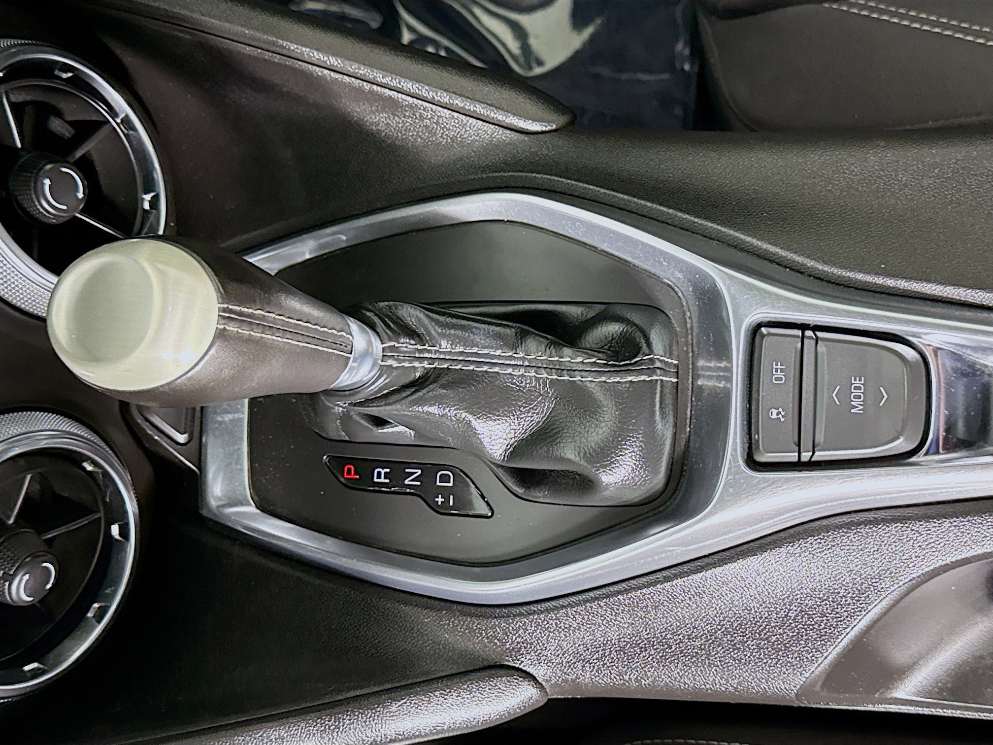 Used 2017 Chevrolet Camaro LT w/ RS Package image 20