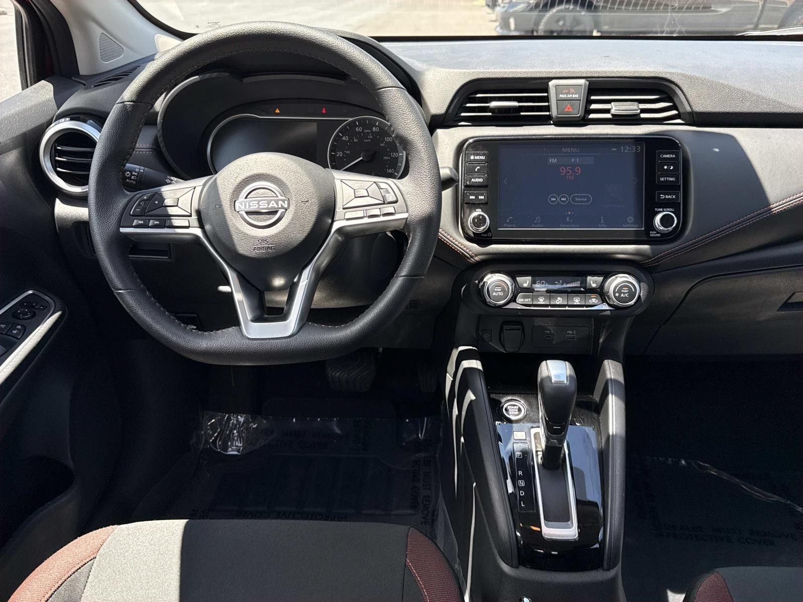 Certified 2025 Nissan Versa SR w/ Trunk Package FWD image 8
