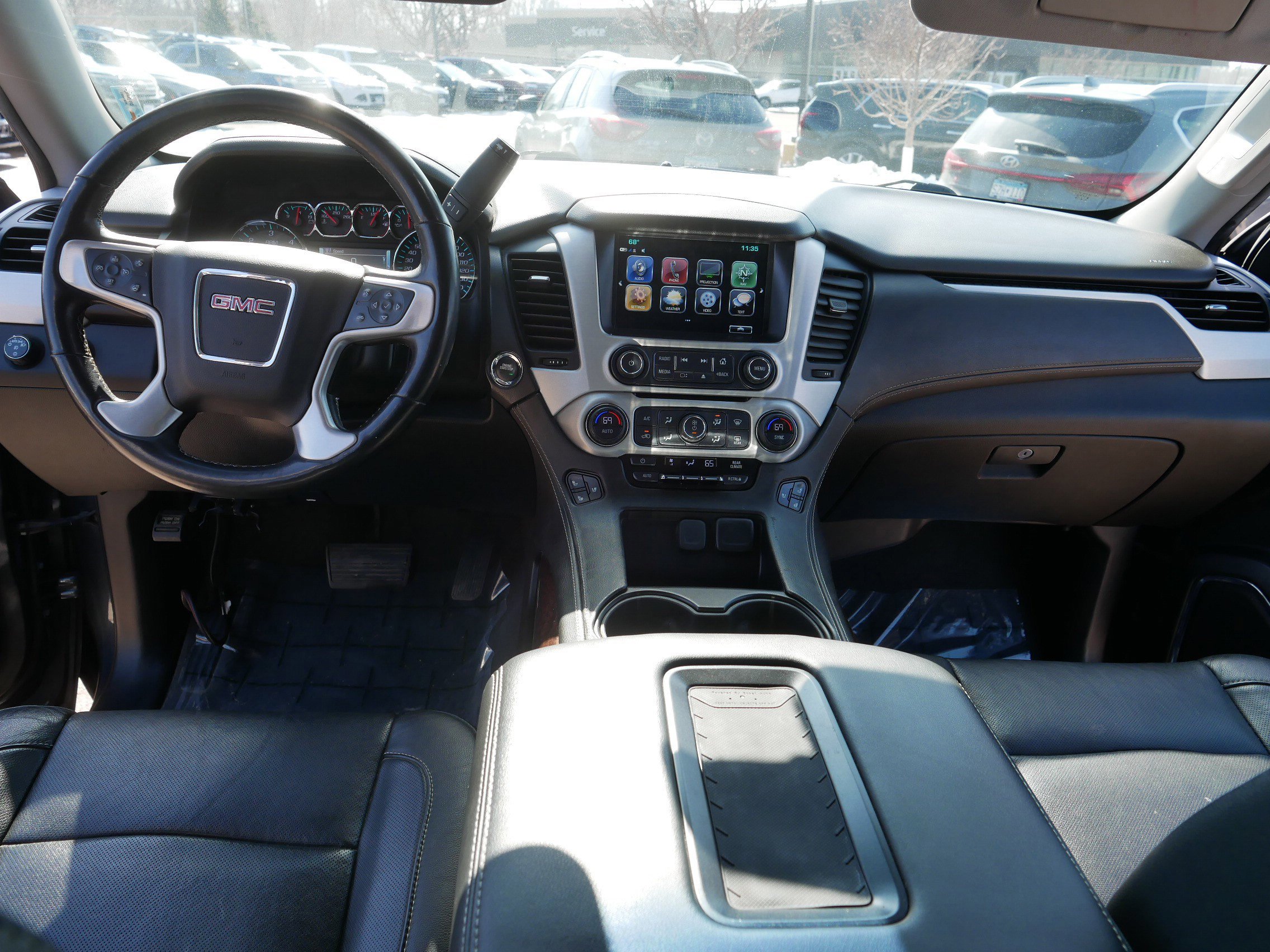 Used 2019 GMC Yukon XL SLT w/ Open Road Package AWD/4WD image 21