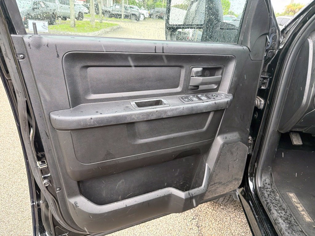 Used 2024 RAM 3500 Tradesman w/ Max Tow Package RWD image 12